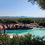 Beb Con Piscina Del Borgo