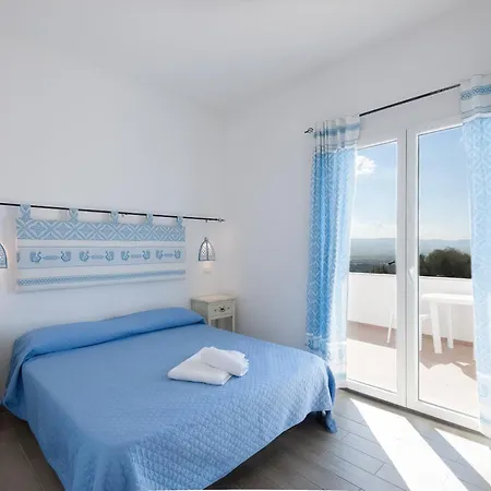 Πανσιόν Beb Con Piscina Del Borgo 3*