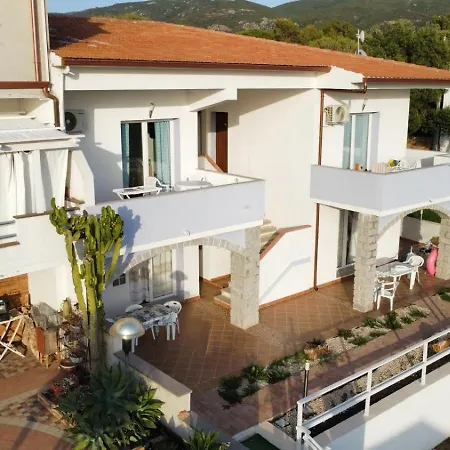 Beb Con Piscina Del Borgo