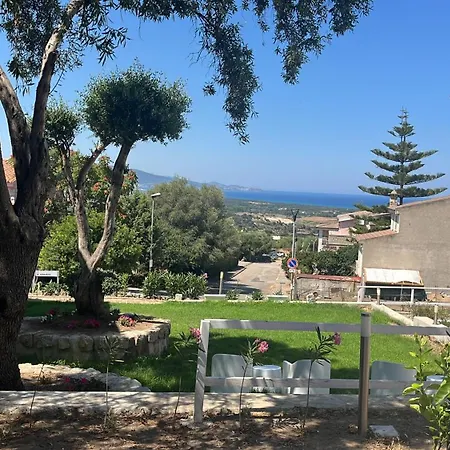 Beb Con Piscina Del Borgo Vendégház 3*
