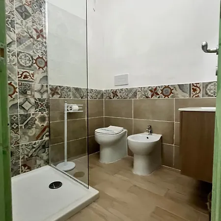 Beb Con Piscina Del Borgo Vendégház Badesi