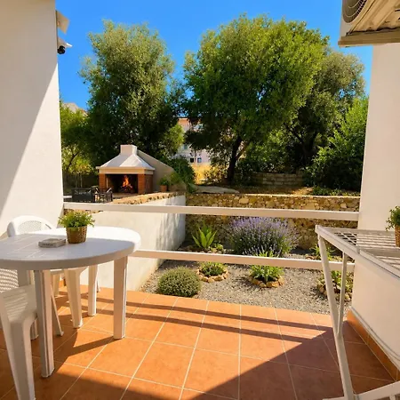 Beb Con Piscina Del Borgo בית הארחה 3*