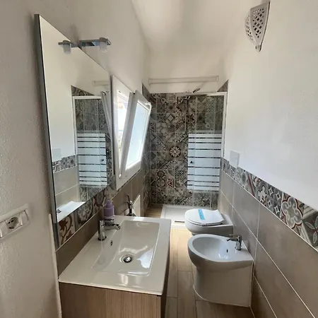 Beb Con Piscina Del Borgo בית הארחה באדזי